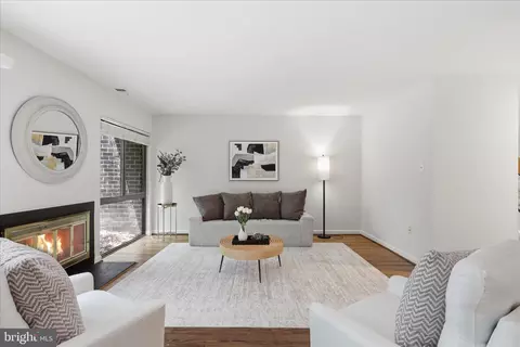 Living - 2043 Wethersfield Ct, Reston, VA 20191 photo 3 of 4