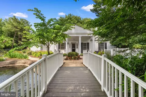 Other - 7721 Tremayne Pl #204, Mclean, VA 22102 photo 10 of 15