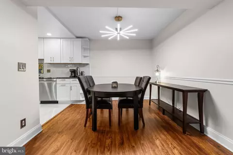 Dining - 7721 Tremayne Pl #204, Mclean, VA 22102 photo 3 of 3