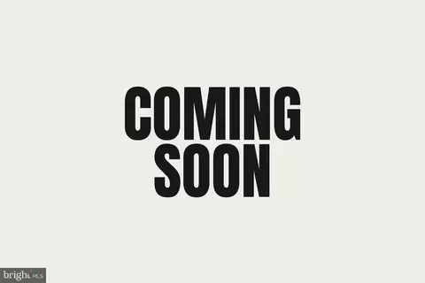 7721 Tremayne Pl #204, Mclean, VA 22102
