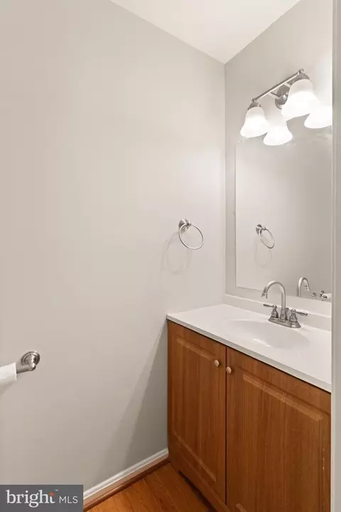 Bath - 7672 Southern Oak Dr, Springfield, VA 22153 photo 1 of 9