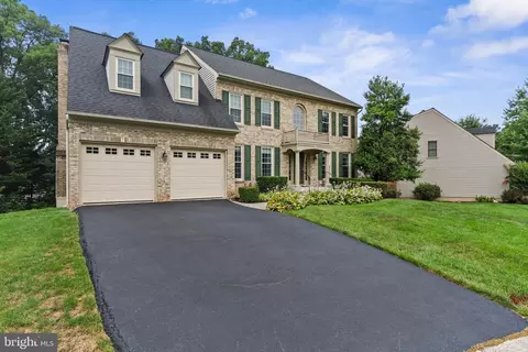 6705 Rock Fall Ct, Clifton, VA 20124