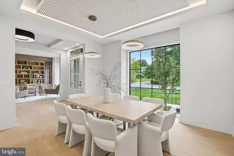 Dining - 1303 Elsinore Ave, Mclean, VA 22102 photo 3 of 3