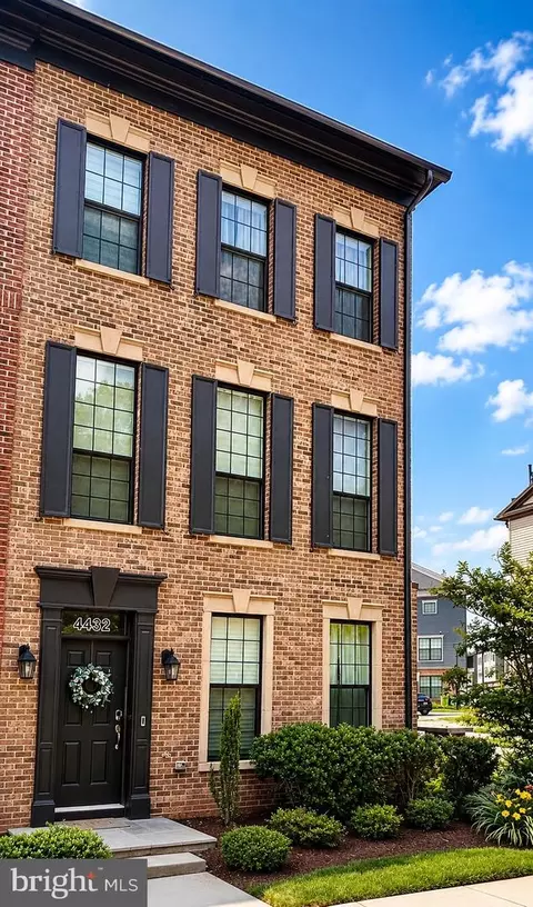 4432 Fair Lakes Ct, Fairfax, VA 22033