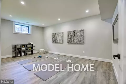 Entry Way - 6928 Girard St, Mclean, VA 22101 photo 44 of 44