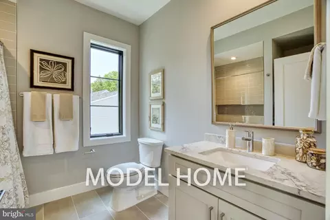 Entry Way - 6928 Girard St, Mclean, VA 22101 photo 38 of 44