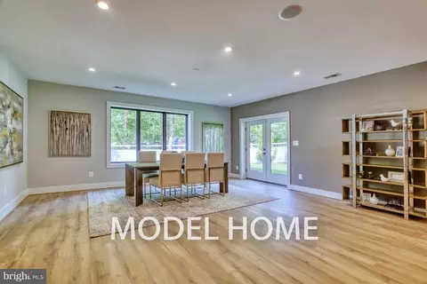 Entry Way - 6928 Girard St, Mclean, VA 22101 photo 41 of 44