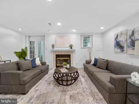 Living - 8730 Stone Hill Pl, Springfield, VA 22153 photo 5 of 7