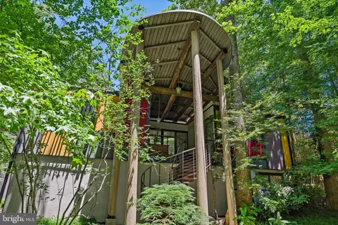 7700 Old Dominion Dr, Mclean, VA 22102
