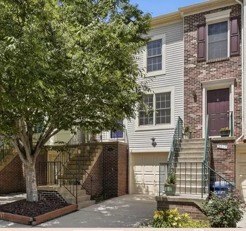 3012 Colonial Springs Ct, Alexandria, VA 22306