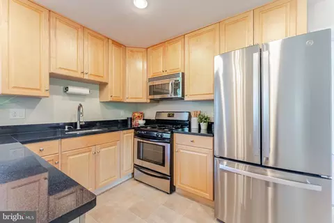 Kitchen - 5825 Atteentee Rd, Springfield, VA 22150 photo 2 of 2