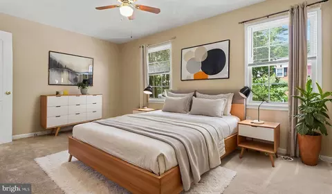 Bedroom - 6629 Burlington Pl, Springfield, VA 22152 photo 5 of 10
