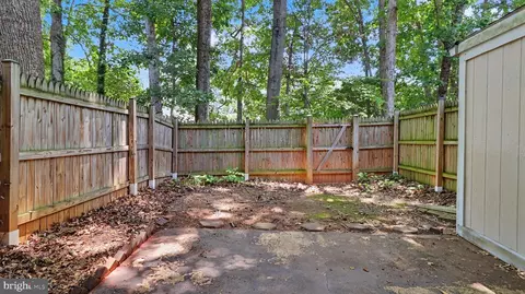Exterior - 6629 Burlington Pl, Springfield, VA 22152 photo 1 of 16