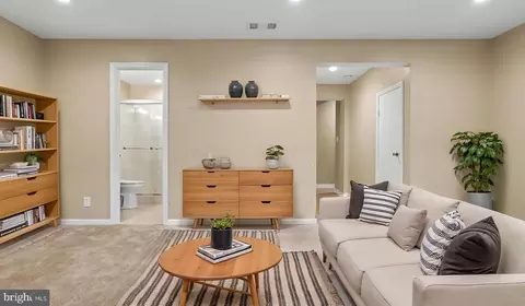 Living - 6629 Burlington Pl, Springfield, VA 22152 photo 6 of 6