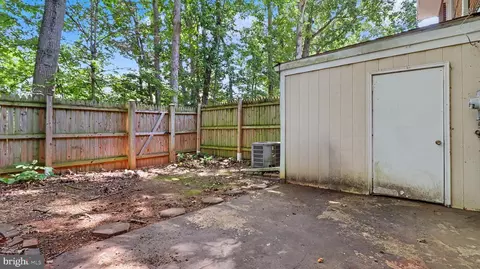 Exterior - 6629 Burlington Pl, Springfield, VA 22152 photo 2 of 16