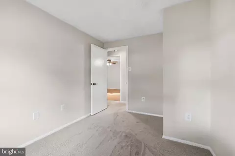 Bedroom - 6119 Windward Dr, Burke, VA 22015 photo 4 of 5
