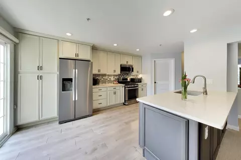 11830 Breton Ct #23B, Reston, VA 20191