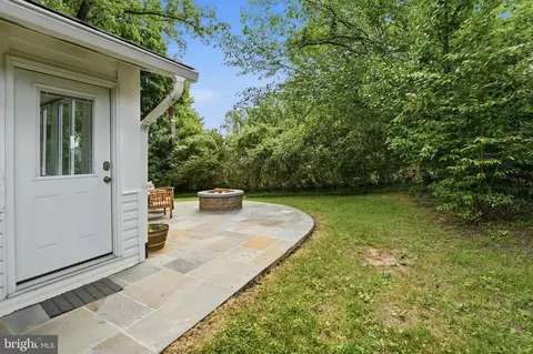 Exterior - 5209 Milland St, Springfield, VA 22151 photo 9 of 9