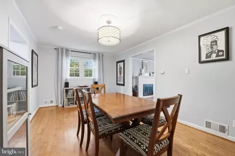 Dining - 5209 Milland St, Springfield, VA 22151 photo 3 of 5