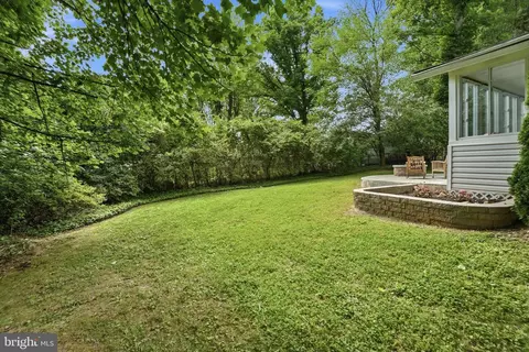 Exterior - 5209 Milland St, Springfield, VA 22151 photo 8 of 9
