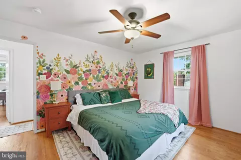 Bedroom - 5209 Milland St, Springfield, VA 22151 photo 4 of 5