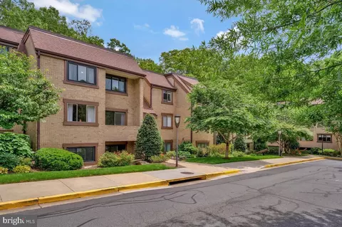 Other - 1663 Parkcrest Cir #200, Reston, VA 20190 photo 1 of 8