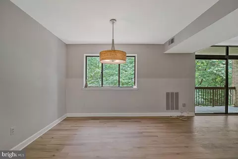 Dining - 1663 Parkcrest Cir #200, Reston, VA 20190 photo 1 of 2