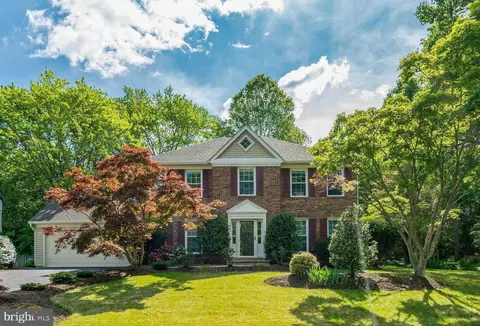 3013 Dower House Dr, Herndon, VA 20171
