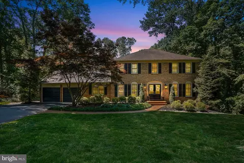 11007 Raccoon Ridge Ct, Reston, VA 20191