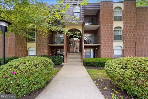 8314 Tobin Rd #T3, Annandale, VA 22003