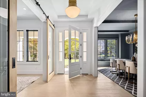 Entry Way - 7126 Thrasher Rd, Mclean, VA 22101 photo 1 of 1