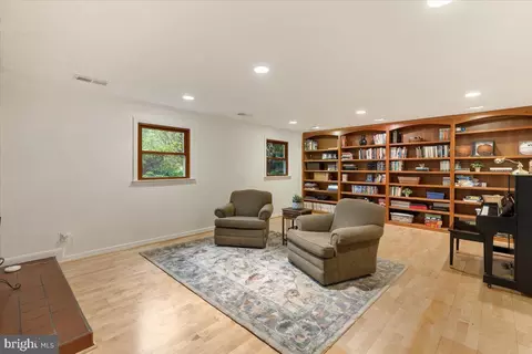 Other - 6225 Kellogg Dr, Mclean, VA 22101 photo 7 of 10