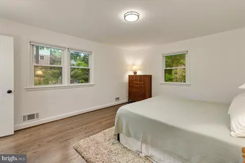 Bedroom - 6225 Kellogg Dr, Mclean, VA 22101 photo 1 of 8