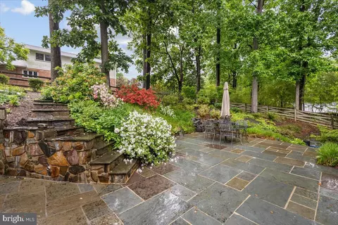 Exterior - 6225 Kellogg Dr, Mclean, VA 22101 photo 3 of 8