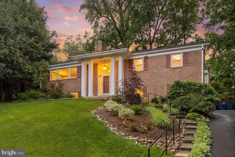 Exterior - 6225 Kellogg Dr, Mclean, VA 22101 photo 7 of 8