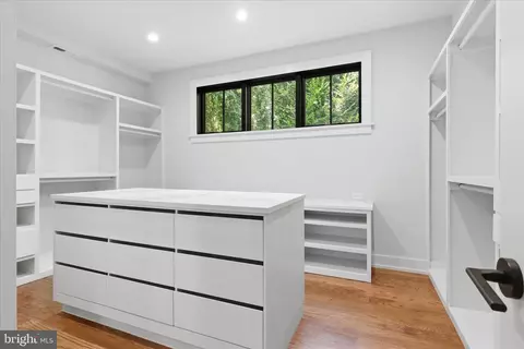 Other - 5921 Chesterbrook Rd, Mclean, VA 22101 photo 6 of 26