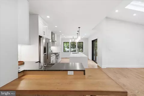Other - 5921 Chesterbrook Rd, Mclean, VA 22101 photo 3 of 26