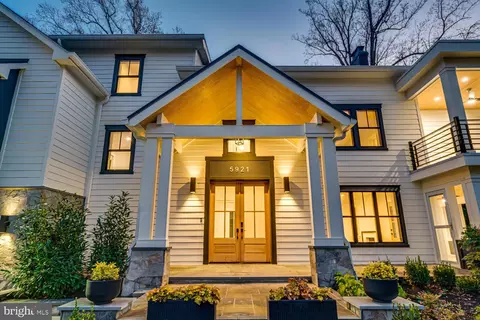 Exterior - 5921 Chesterbrook Rd, Mclean, VA 22101 photo 6 of 15