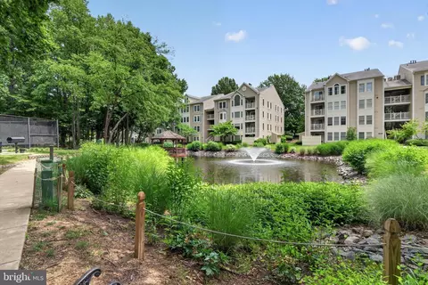 12249 Fairfield House Dr #411B, Fairfax, VA 22033