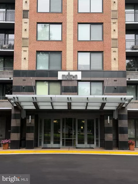2451 Midtown Ave #708, Alexandria, VA 22303