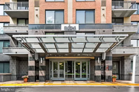 2451 Midtown Ave #708, Alexandria, VA 22303