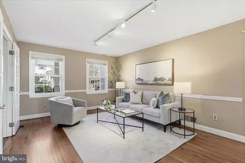 Living - 1335 Macbeth St, Mclean, VA 22102 photo 2 of 8