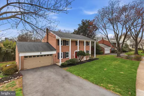 Exterior - 1335 Macbeth St, Mclean, VA 22102 photo 3 of 12