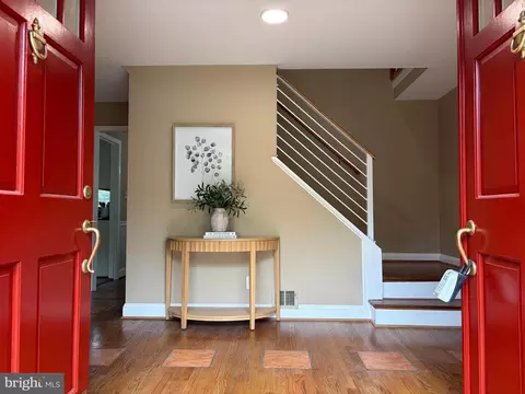 Entry Way - 1335 Macbeth St, Mclean, VA 22102 photo 1 of 2