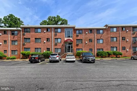 2846 Annandale Rd #220, Falls Church, VA 22042