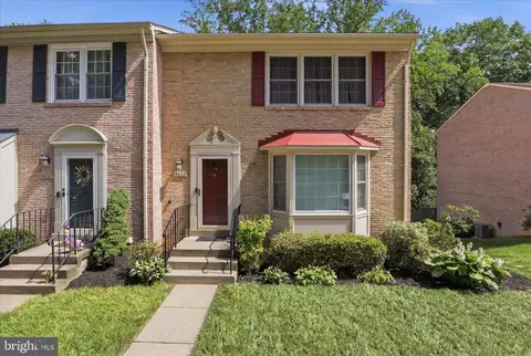 Exterior - 9032 Rosewall Ct, Springfield, VA 22152 photo 4 of 18