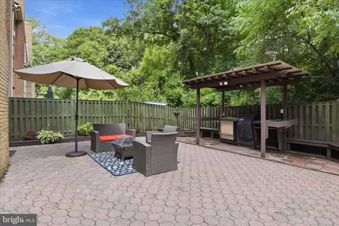 Exterior - 9032 Rosewall Ct, Springfield, VA 22152 photo 6 of 18