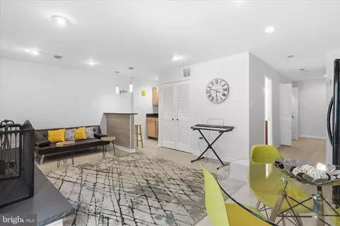 Living - 9032 Rosewall Ct, Springfield, VA 22152 photo 2 of 2
