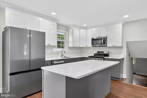 Kitchen - 8109 Carrick Ln, Springfield, VA 22151 photo 1 of 1