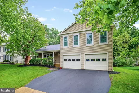 12755 Flat Meadow Ln, Herndon, VA 20171